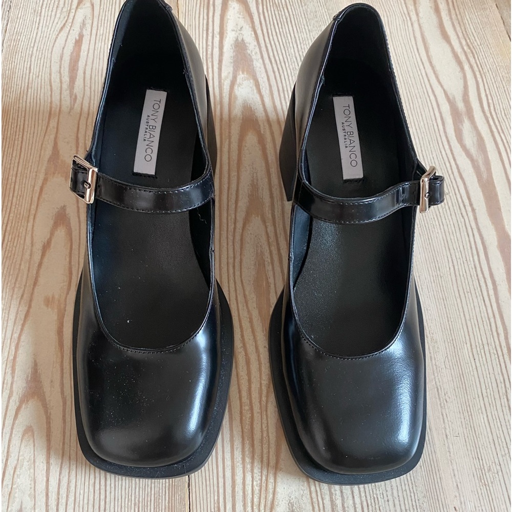 Tony Bianca Black Loure Mary Jane never been worn !